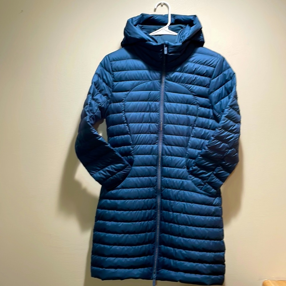 New without tag Lululemon down jacket